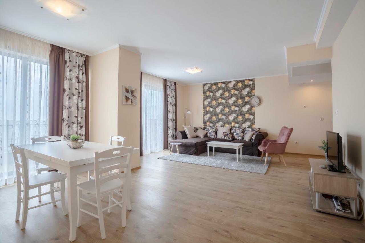 Gardenia Beach Palace Aparthotel Pomorie Eksteriør bilde