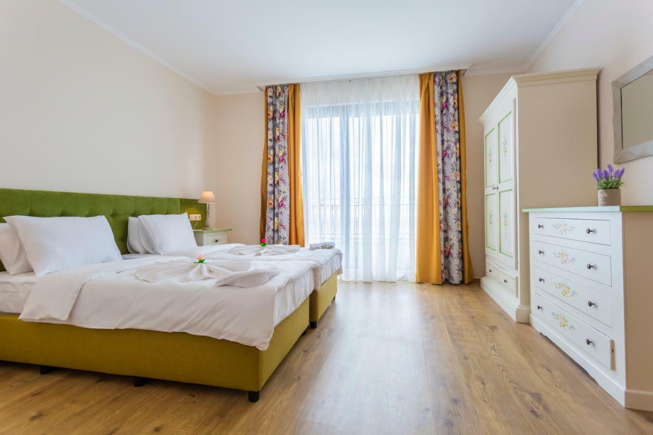 Gardenia Beach Palace Aparthotel Pomorie Eksteriør bilde
